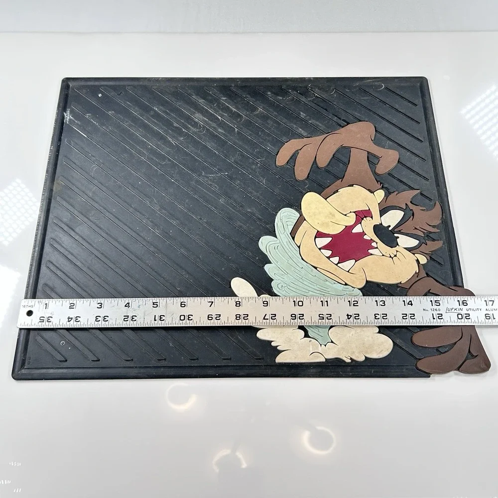 VTG '94 PlastiColor Looney Tunes Taz Tasmanian Devil Rubber Floor Mat 14x17 GUC